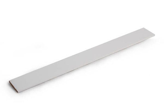 1 1/2" X 8' LUAN BATTEN - WHITE